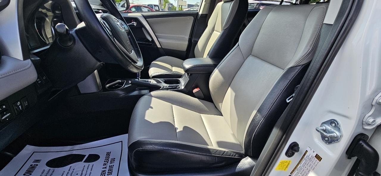 Toyota RAV4 Limited AWD (Natl) 2018