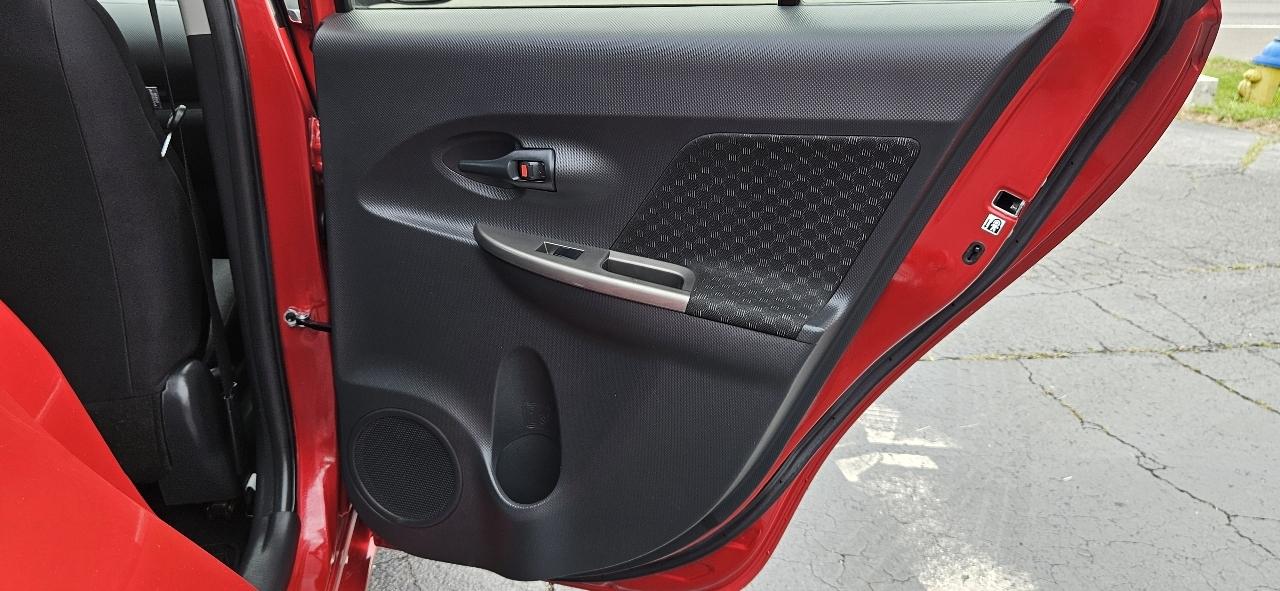 Scion xD 5dr HB Auto (Natl) 2012