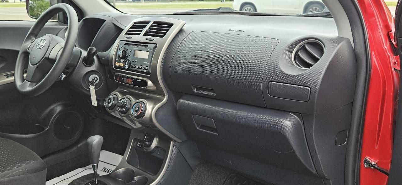 Scion xD 5dr HB Auto (Natl) 2012
