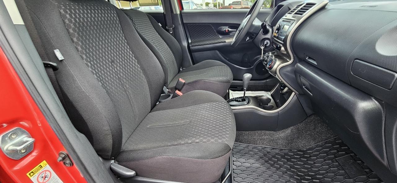 Scion xD 5dr HB Auto (Natl) 2012