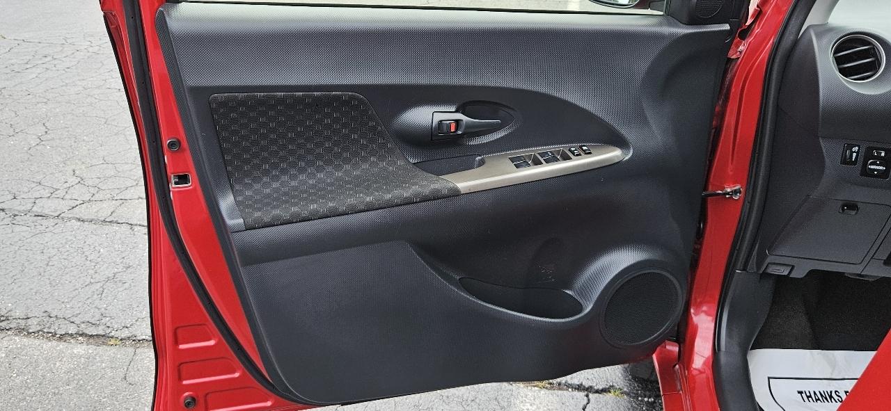 Scion xD 5dr HB Auto (Natl) 2012