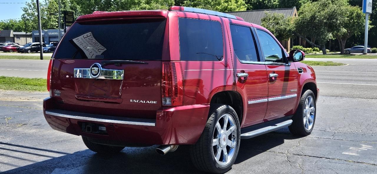 Cadillac Escalade AWD 4dr Luxury 2012