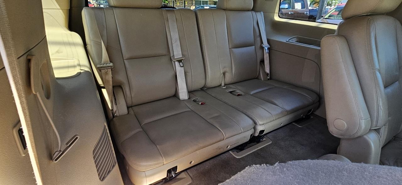 Cadillac Escalade AWD 4dr Luxury 2012