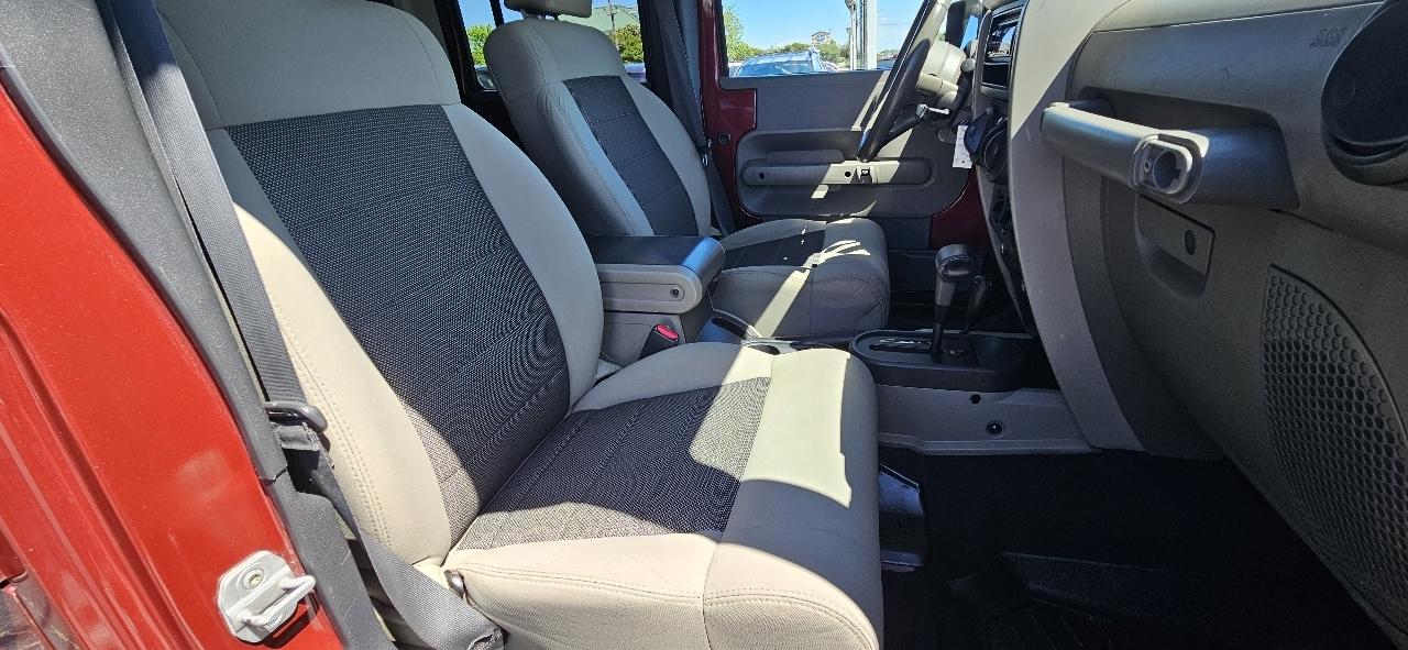 Jeep Wrangler 4WD 4dr Unlimited X 2008