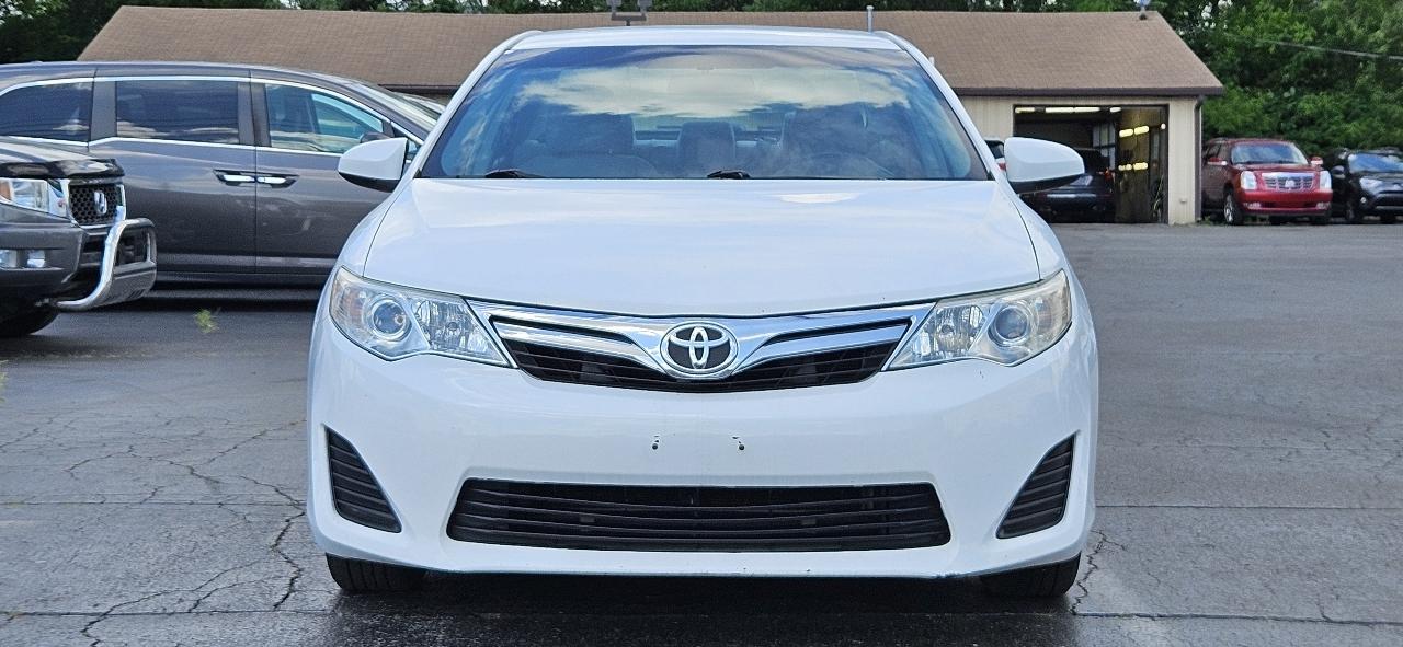 Toyota Camry 2014.5 4dr Sdn I4 Auto LE (Natl) 2014