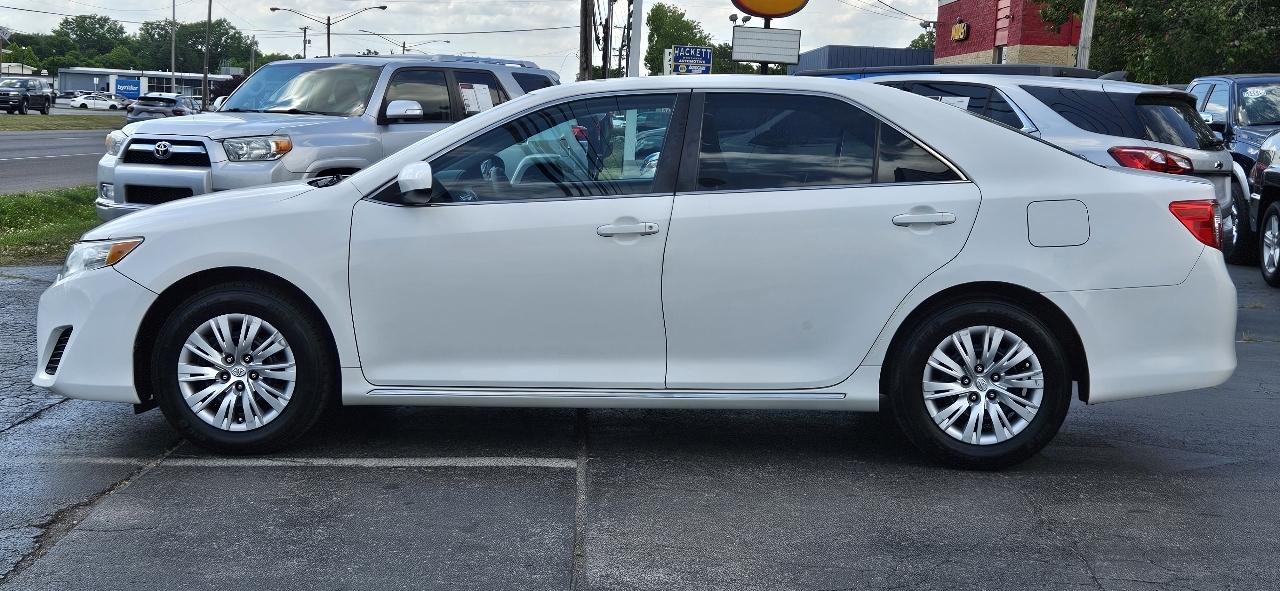 Toyota Camry 2014.5 4dr Sdn I4 Auto LE (Natl) 2014