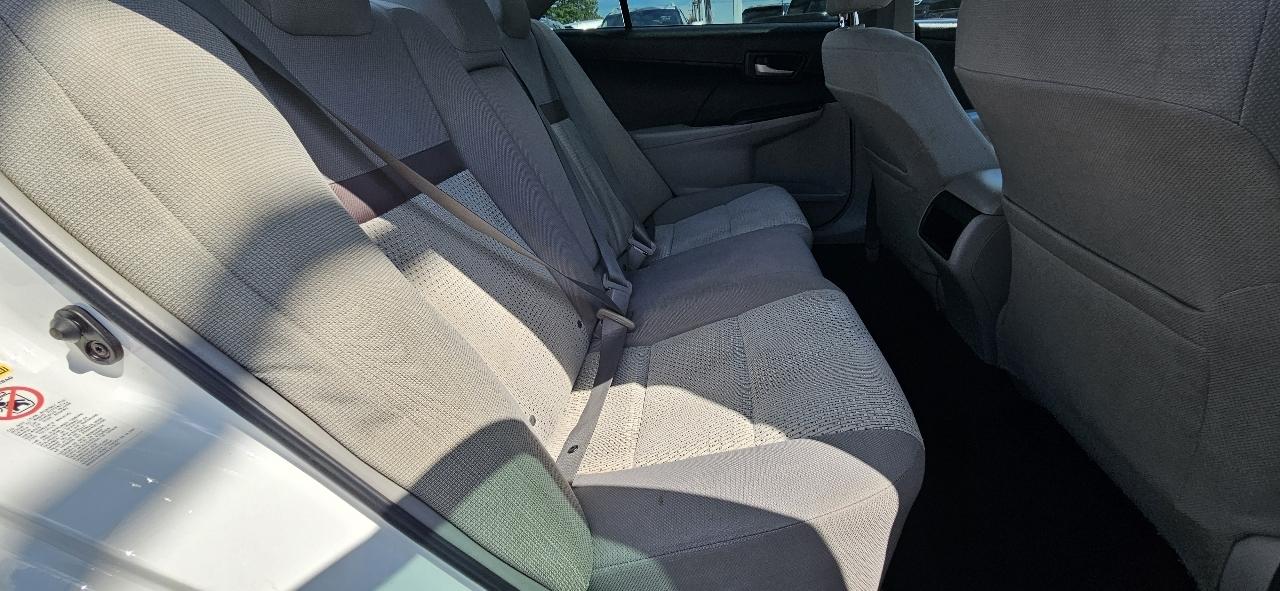 Toyota Camry 2014.5 4dr Sdn I4 Auto LE (Natl) 2014