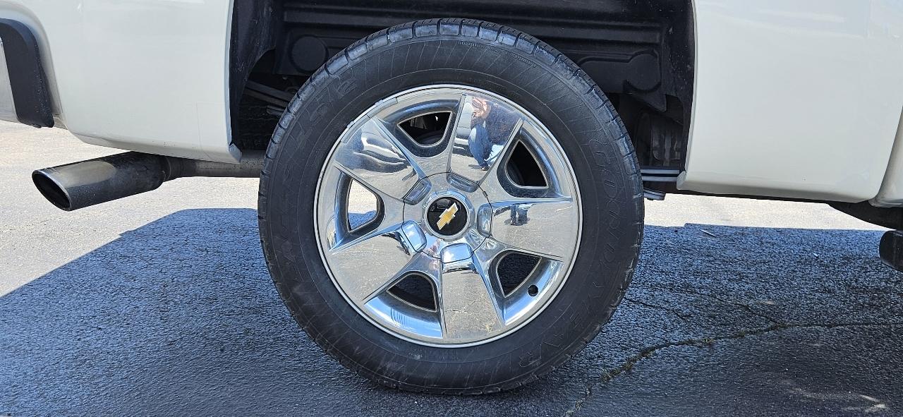 Chevrolet Silverado 1500 2WD Crew Cab 143.5" LTZ 2011