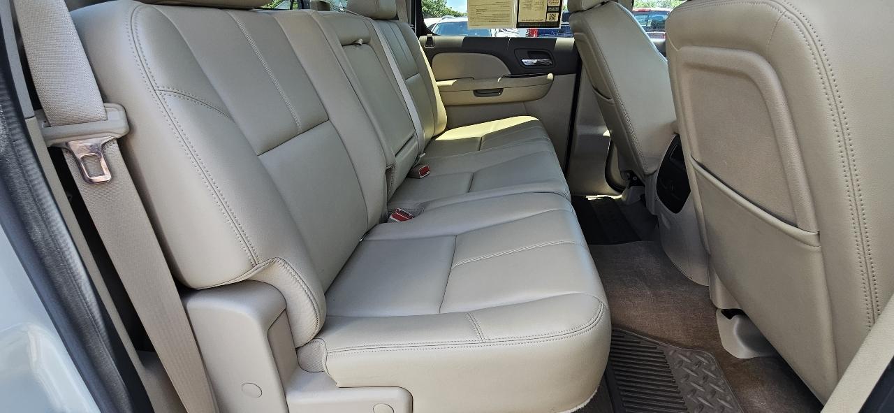 Chevrolet Silverado 1500 2WD Crew Cab 143.5" LTZ 2011