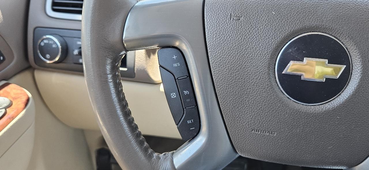 Chevrolet Silverado 1500 2WD Crew Cab 143.5" LTZ 2011