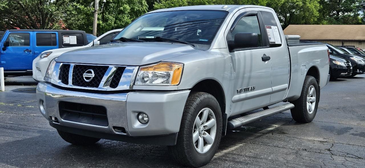 Nissan Titan 4WD King Cab SWB SV 2014