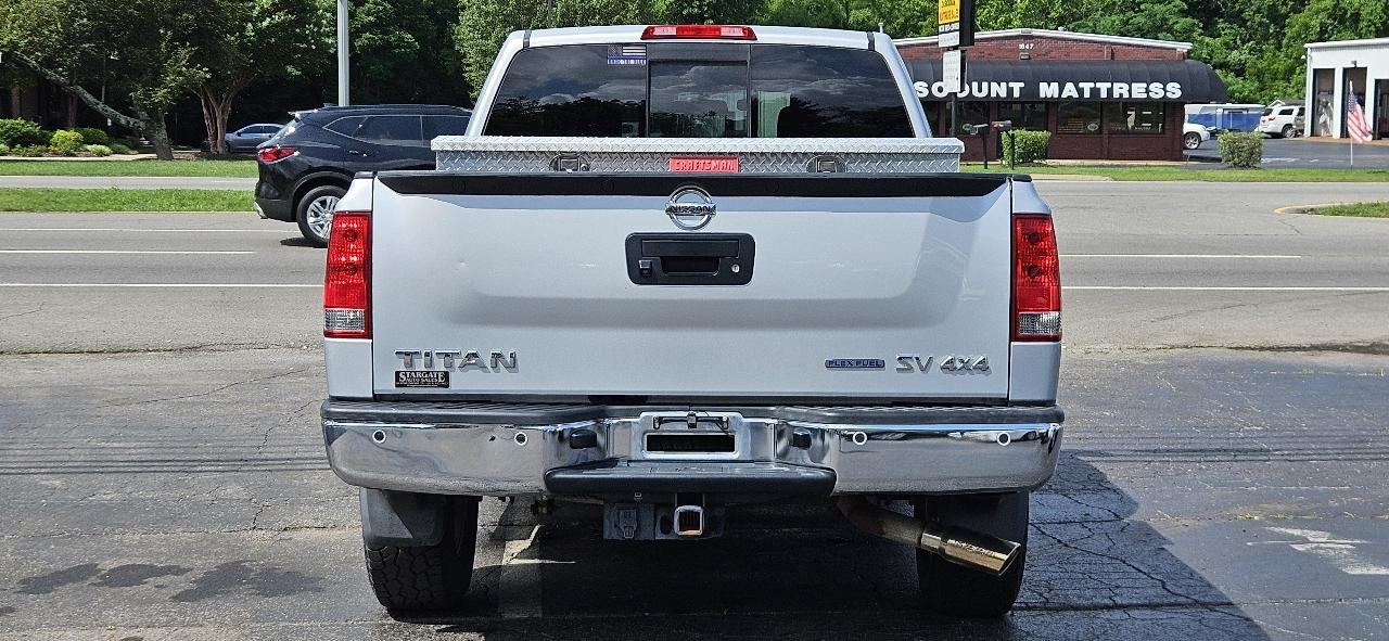 Nissan Titan 4WD King Cab SWB SV 2014