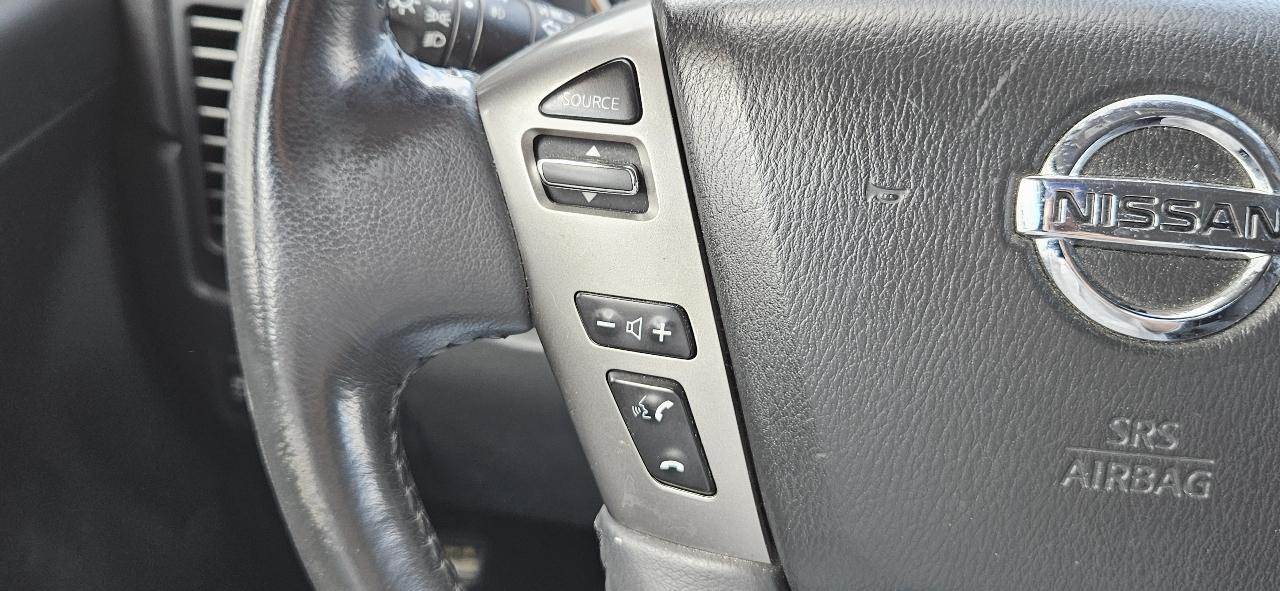 Nissan Titan 4WD King Cab SWB SV 2014