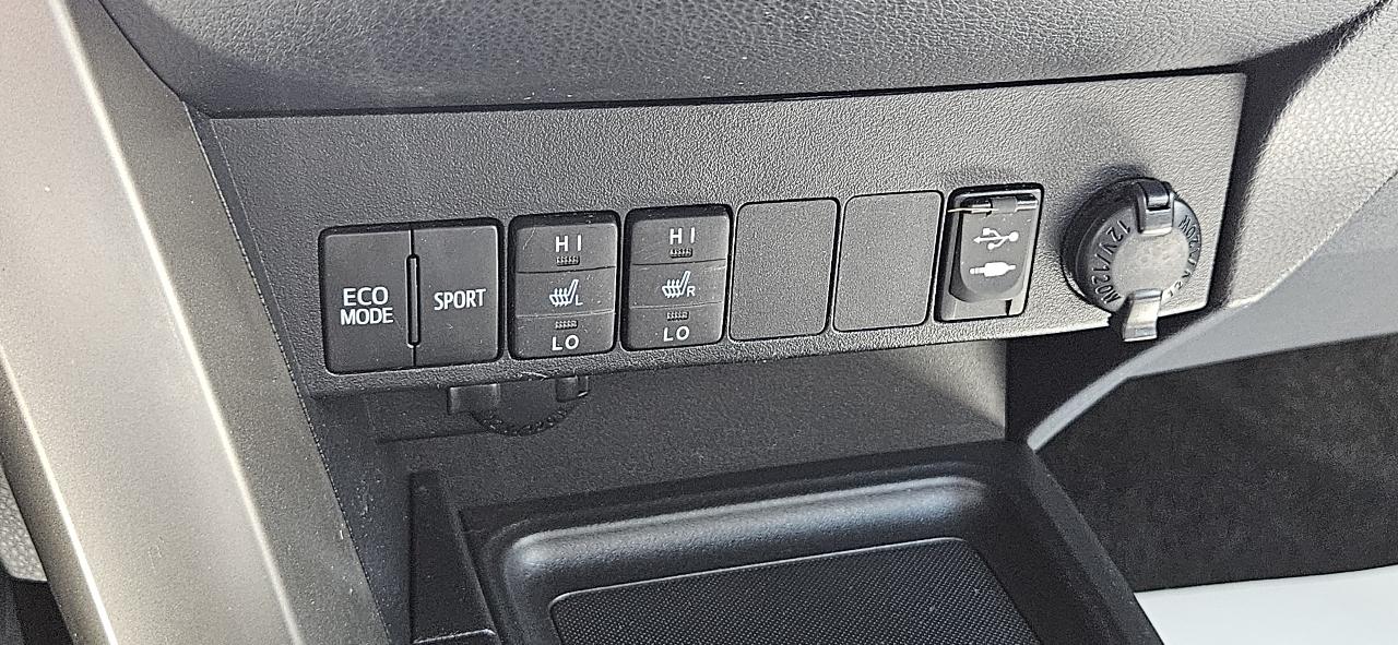 Toyota RAV4 FWD 4dr Limited (Natl) 2013