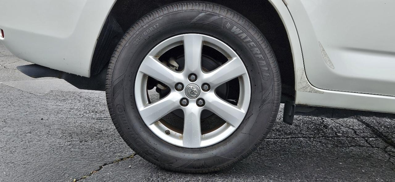 Toyota RAV4 Limited V6 2WD 2008