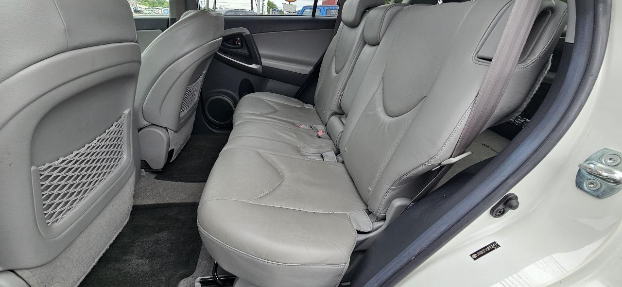 Toyota RAV4 Limited V6 2WD 2008