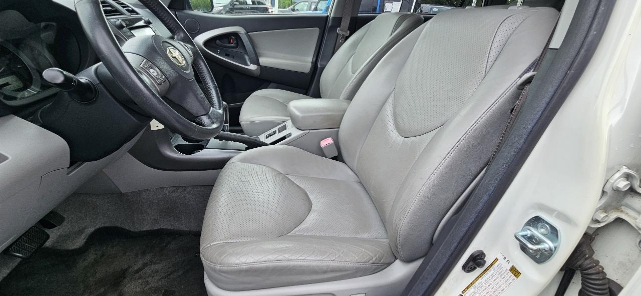 Toyota RAV4 Limited V6 2WD 2008