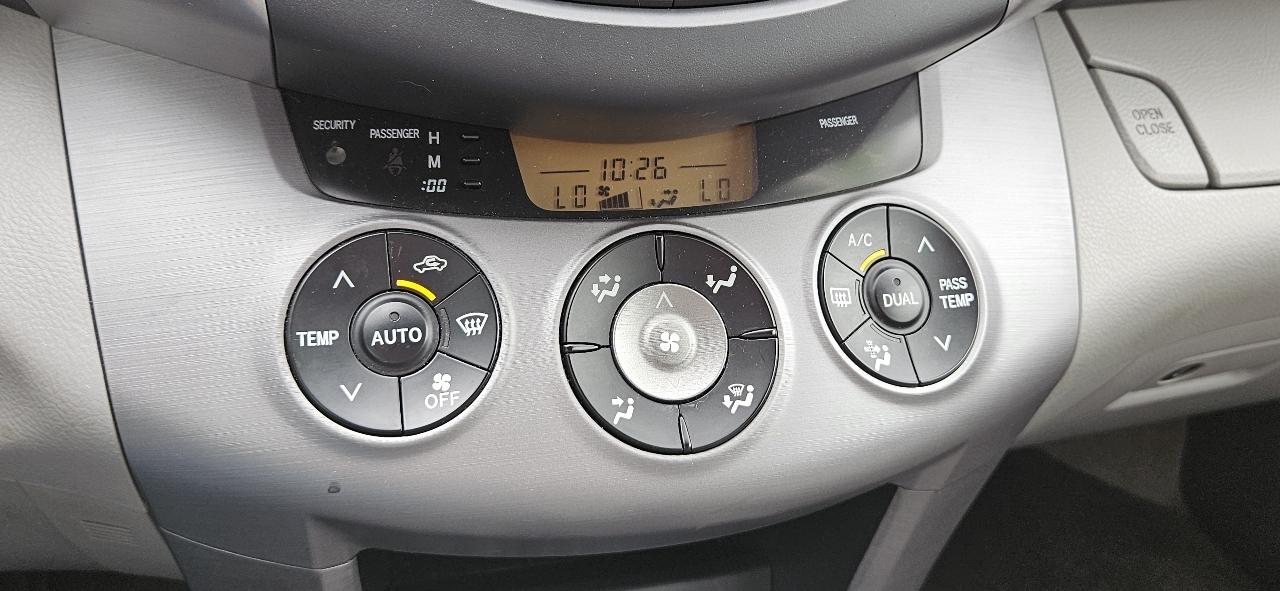 Toyota RAV4 Limited V6 2WD 2008