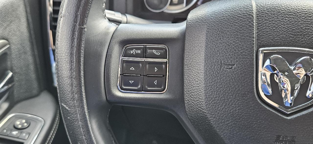 RAM 1500 2WD Crew Cab 140.5" Sport 2014
