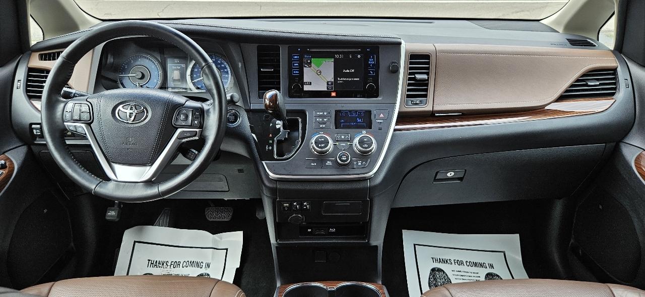 Toyota Sienna Limited Premium 7-Passenger 2015