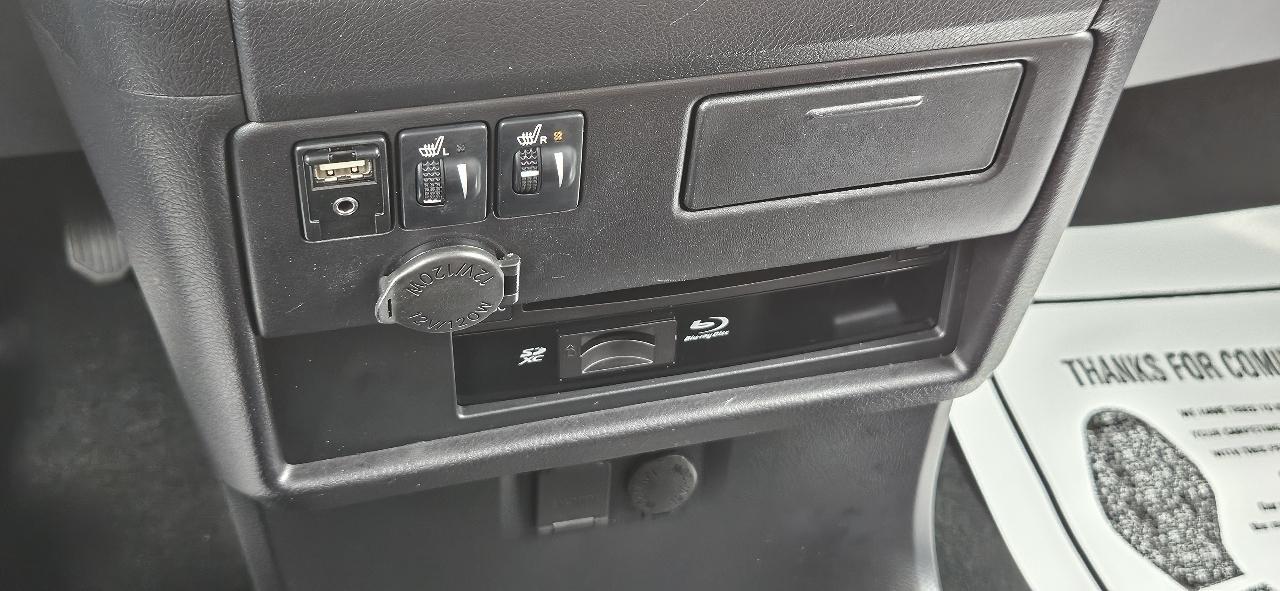Toyota Sienna Limited Premium 7-Passenger 2015
