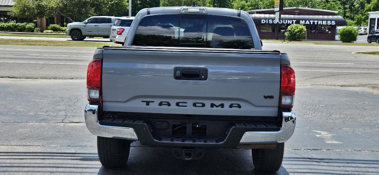 Toyota Tacoma  2021
