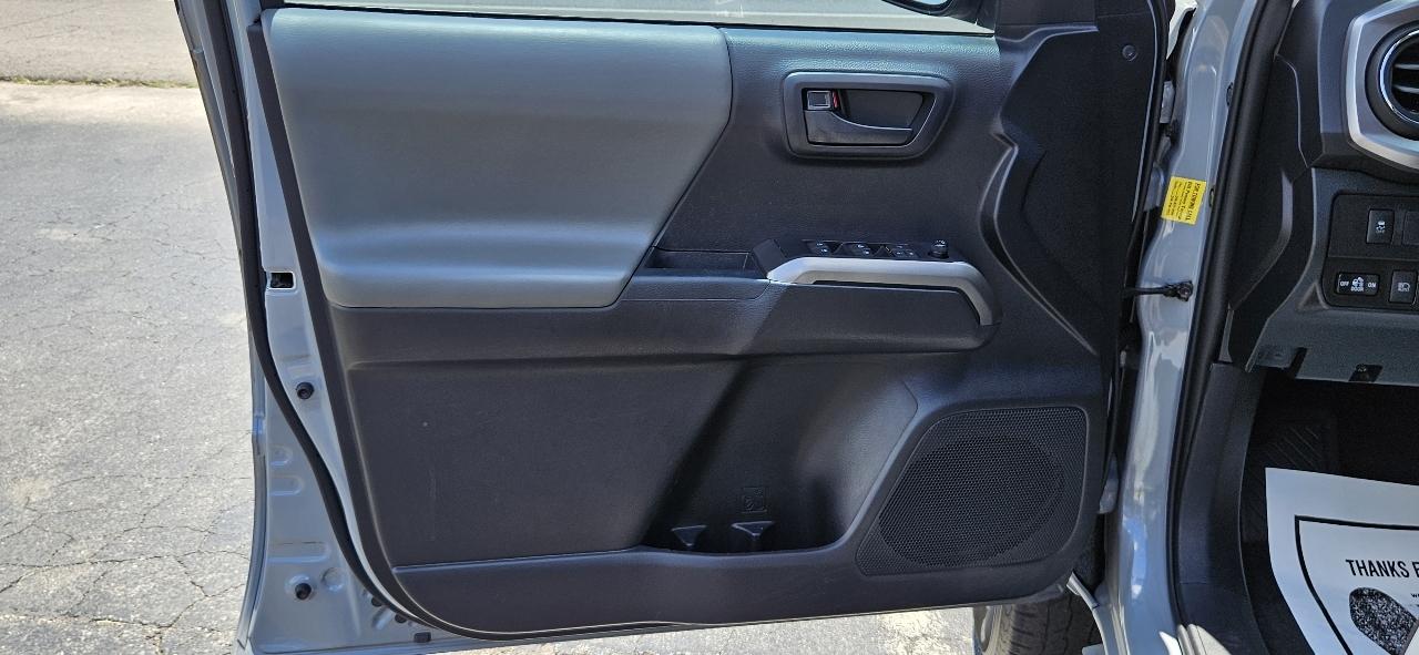 Toyota Tacoma  2021