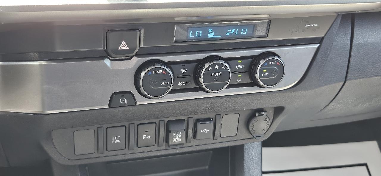 Toyota Tacoma  2021
