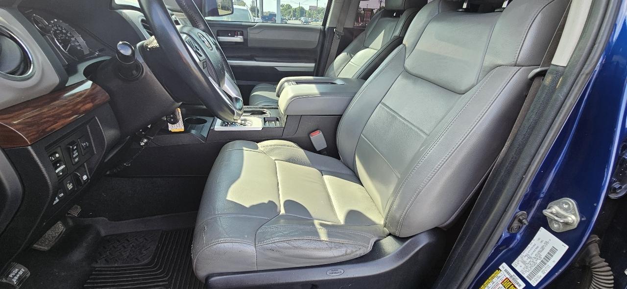 Toyota Tundra Limited CrewMax 5.7L 4WD 2015