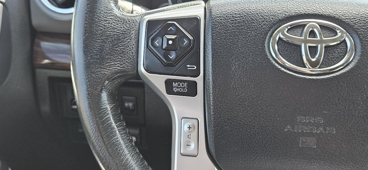 Toyota Tundra Limited CrewMax 5.7L 4WD 2015