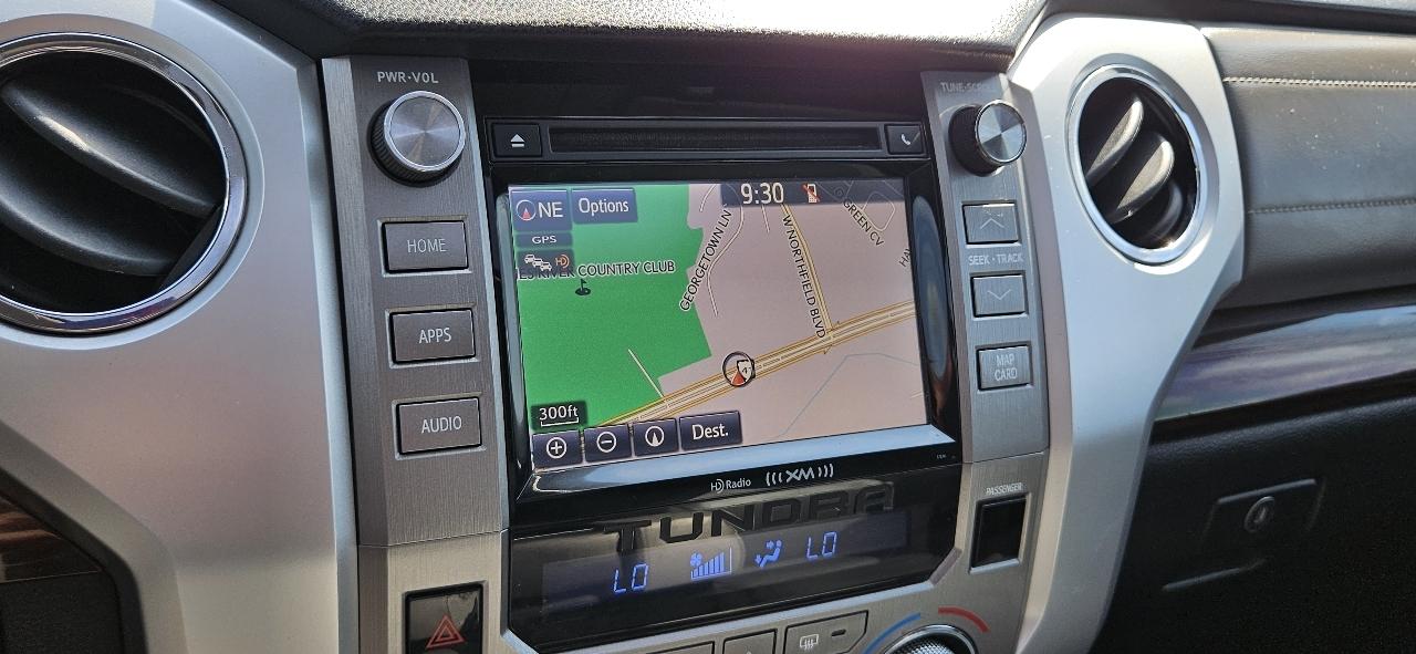 Toyota Tundra Limited CrewMax 5.7L 4WD 2015