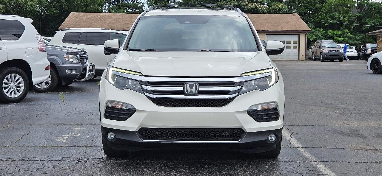 Honda Pilot 2WD 4dr Touring w/RES & Navi 2016