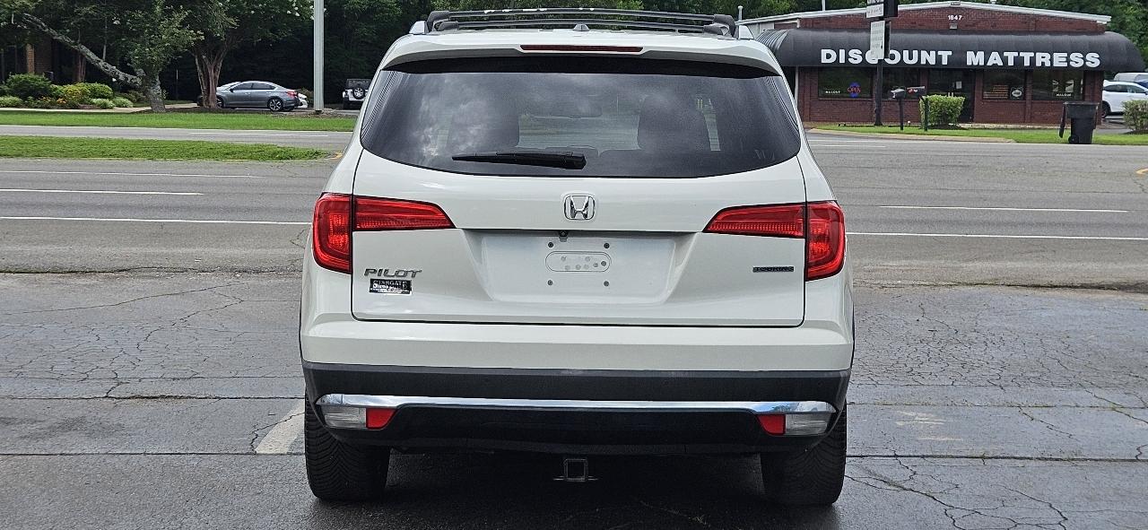 Honda Pilot 2WD 4dr Touring w/RES & Navi 2016