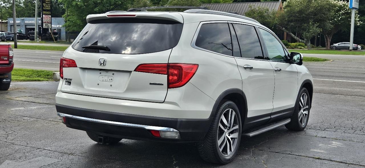 Honda Pilot 2WD 4dr Touring w/RES & Navi 2016