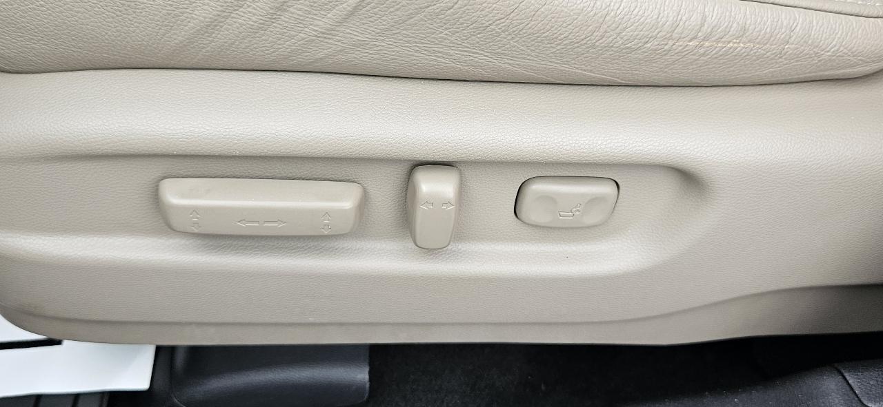Honda Pilot 2WD 4dr Touring w/RES & Navi 2016