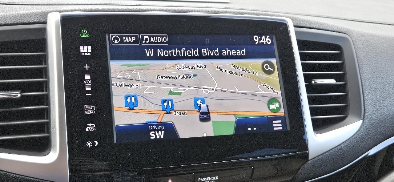 Honda Pilot 2WD 4dr Touring w/RES & Navi 2016