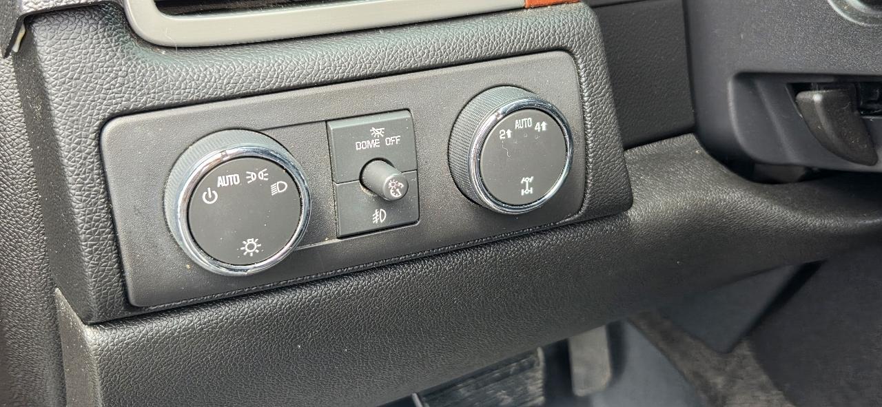 GMC Yukon 4WD 4dr 1500 SLT 2012