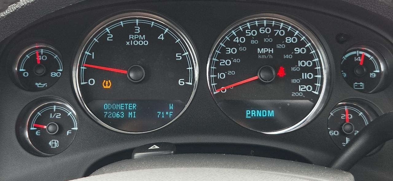 GMC Yukon 4WD 4dr 1500 SLT 2012