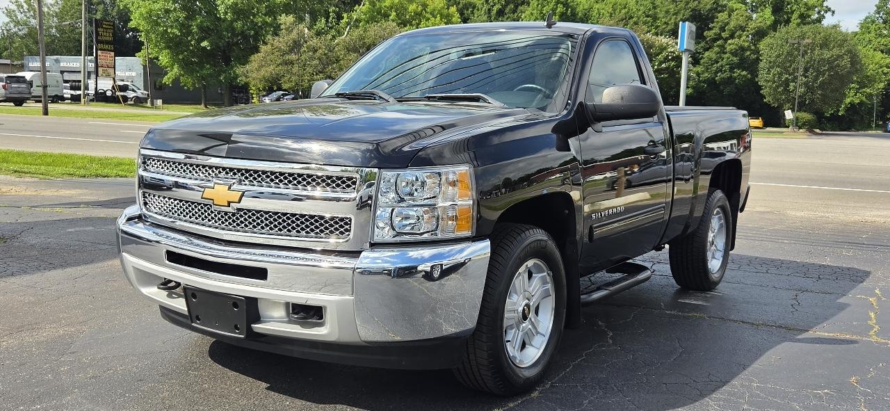 Chevrolet Silverado 1500 4WD Reg Cab 119.0" LT 2012