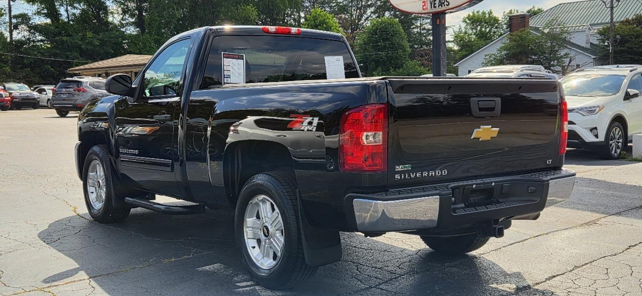 Chevrolet Silverado 1500 4WD Reg Cab 119.0" LT 2012