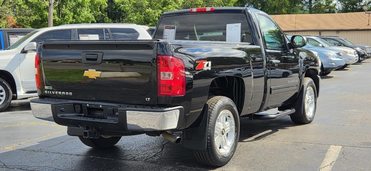 Chevrolet Silverado 1500 4WD Reg Cab 119.0" LT 2012