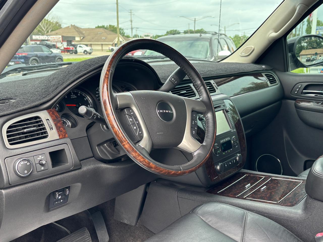 GMC Sierra 1500 AWD Crew Cab 143.5" Denali 2012