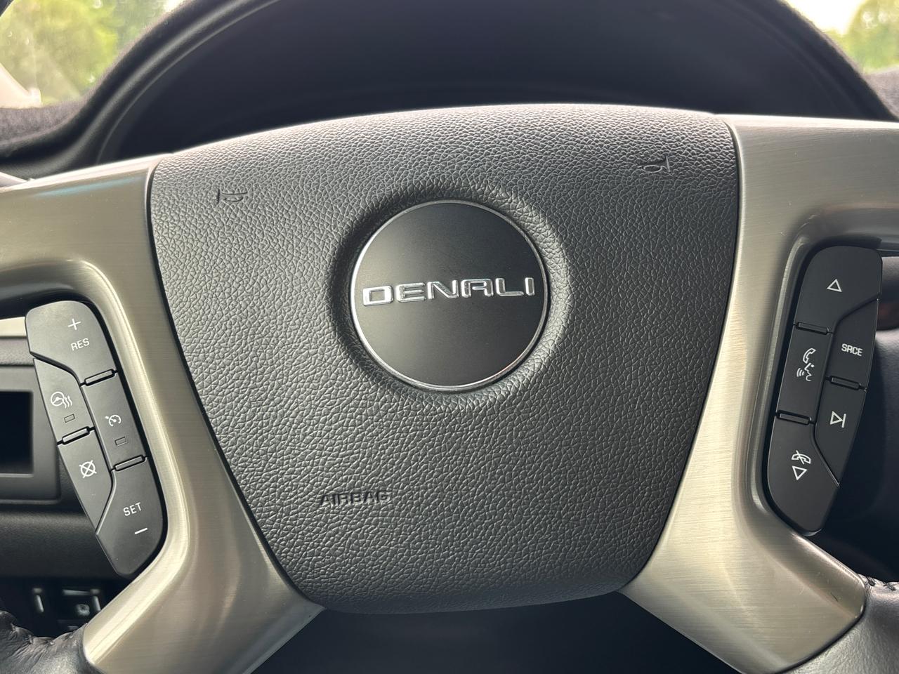 GMC Sierra 1500 AWD Crew Cab 143.5" Denali 2012