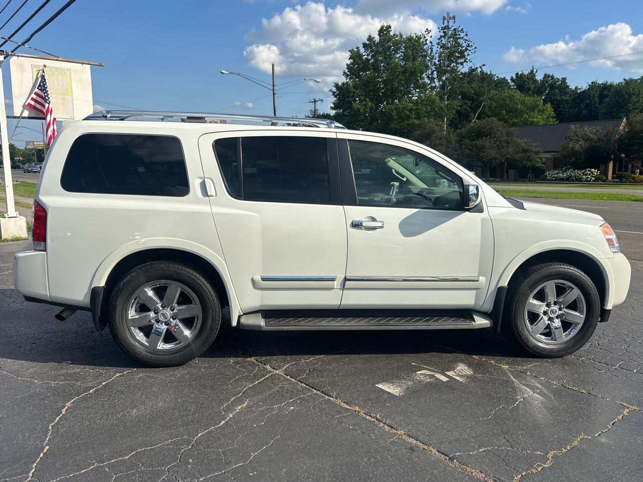 Nissan Armada 4WD 4dr Platinum 2014