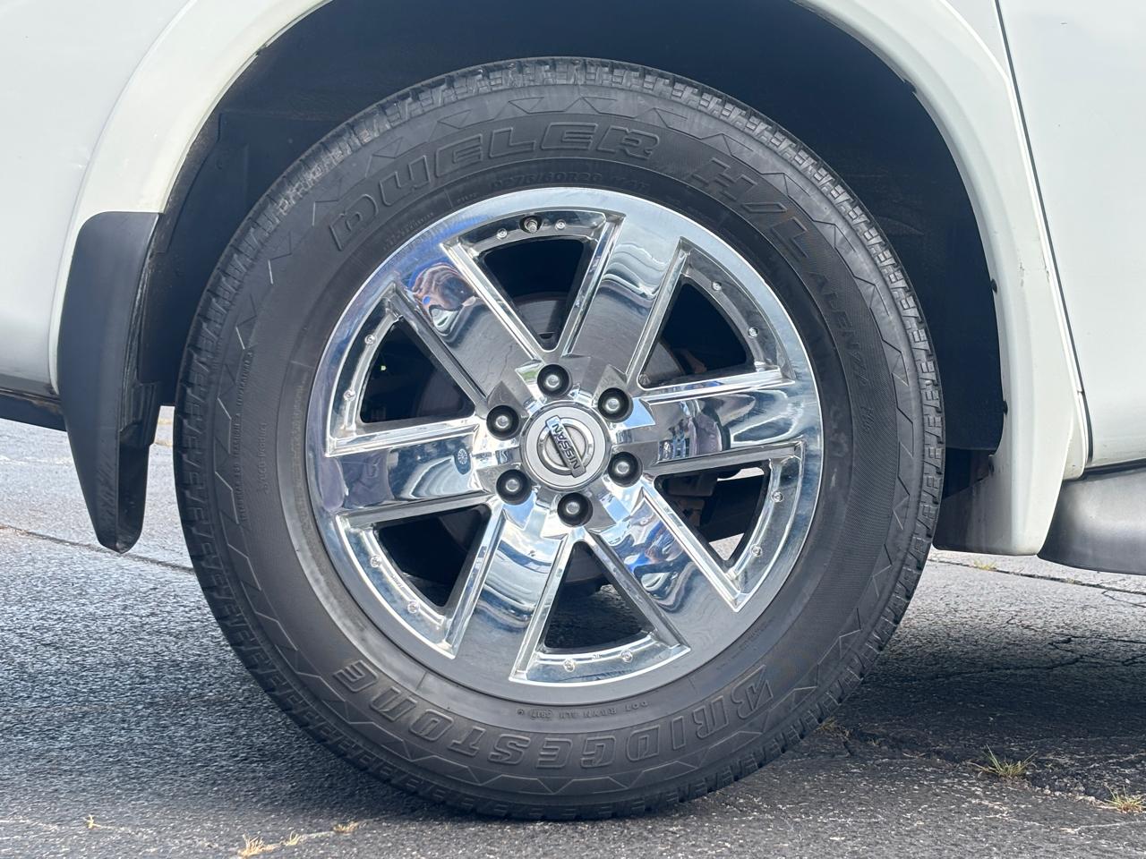 Nissan Armada 4WD 4dr Platinum 2014