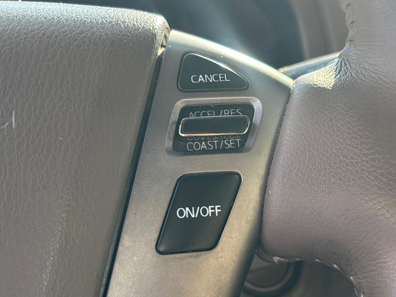 Nissan Armada 4WD 4dr Platinum 2014