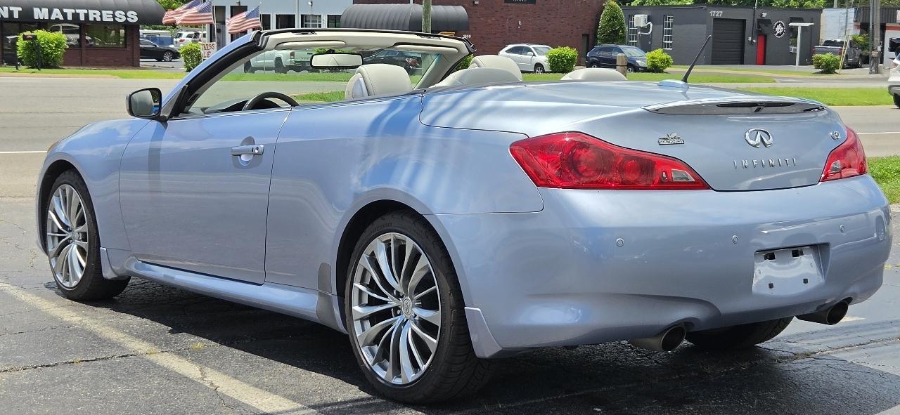 Infiniti G37 Convertible 2dr Base 2012