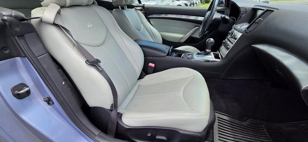 Infiniti G37 Convertible 2dr Base 2012