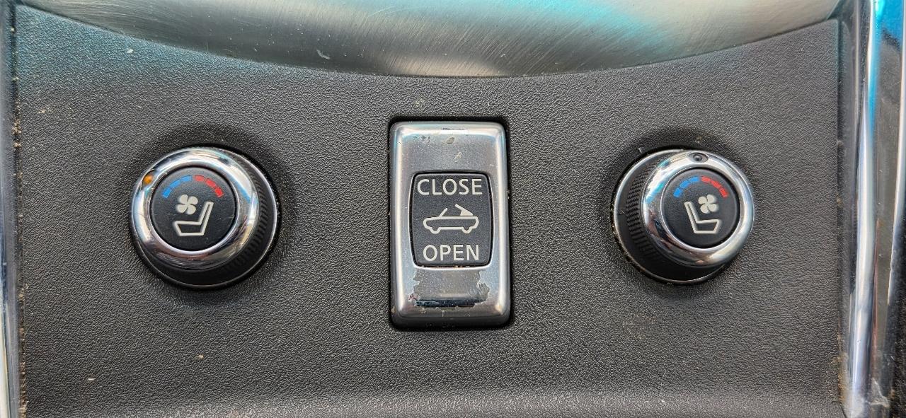Infiniti G37 Convertible 2dr Base 2012
