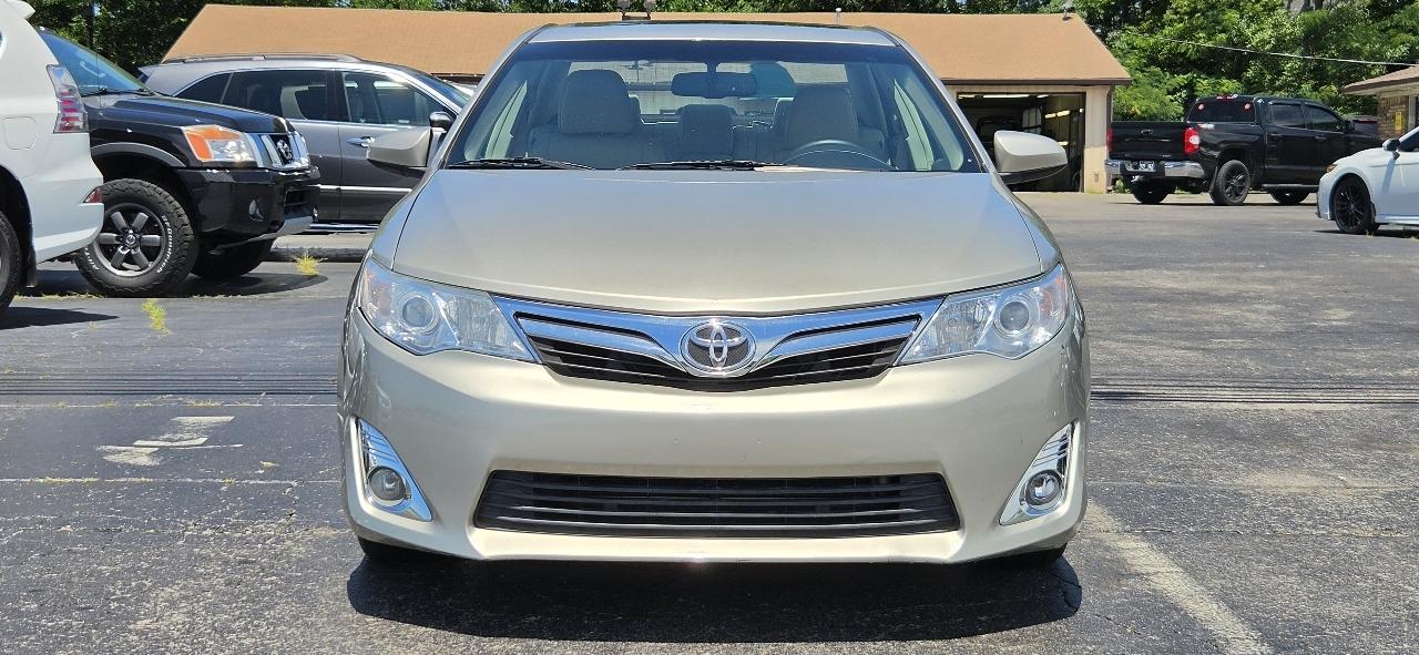 Toyota Camry 4dr Sdn V6 Auto XLE (Natl) 2013